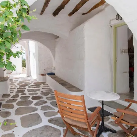 Traditional Stonebuilt House Parikia  Exterior photo